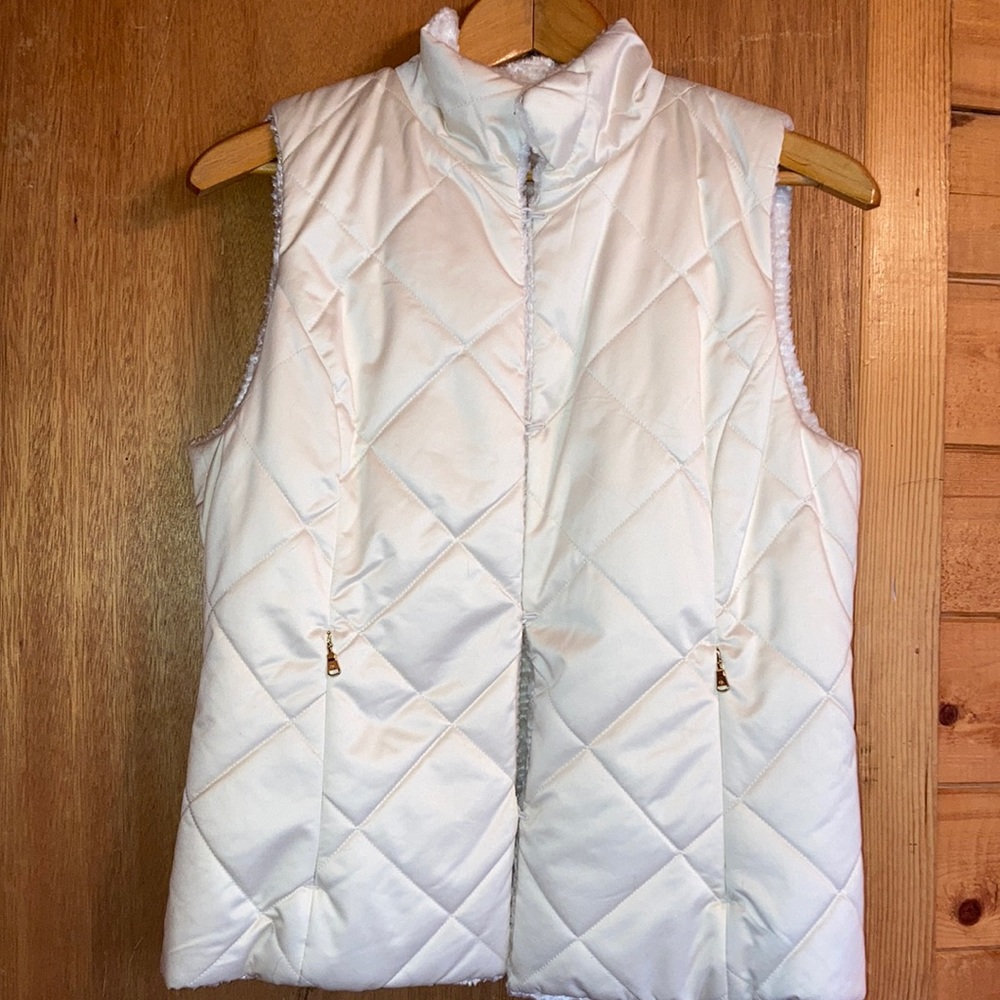 New Ralph Lauren Reversible Vest Size M White
